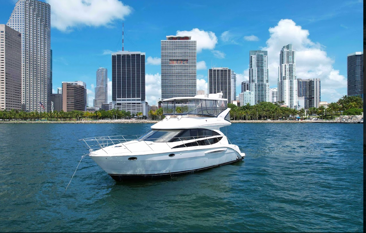 Yacht 01