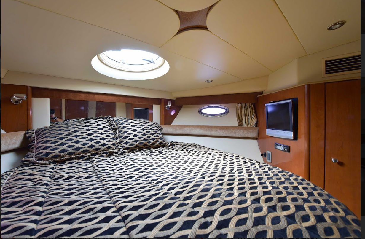 Yacht 04